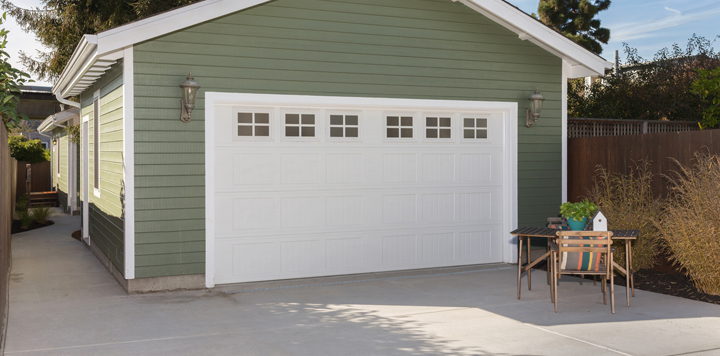 #newgaragedoor garage door installer Malibu